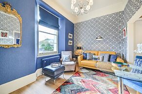 Muntham Holiday Apartments & Town House