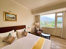 Hotel Green View - Behind Pramarth Niketan