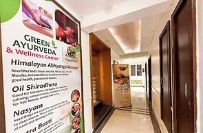 Hotel Green View - Behind Pramarth Niketan