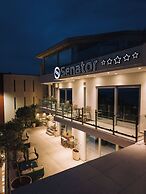 Hotel Senator