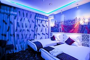 Enigma Hotel