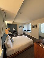 Stone House Inn