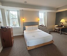 Stone House Inn