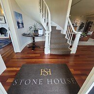 Stone House Inn