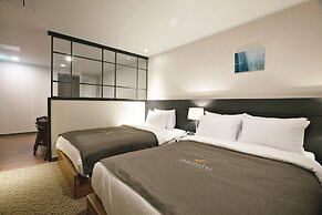 GNB Hotel