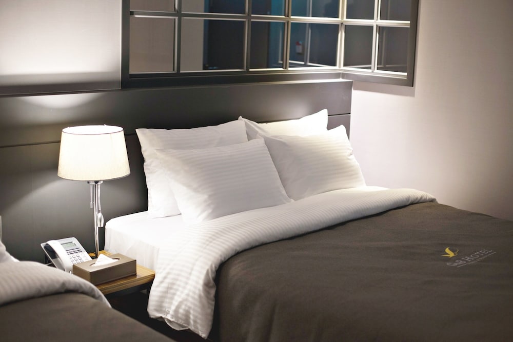 GNB Hotel