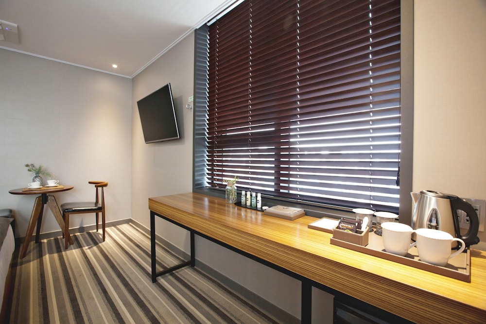 GNB Hotel