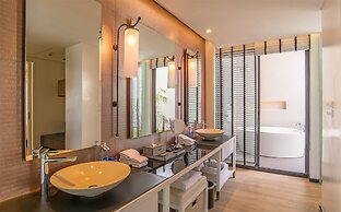 The ShellSea Krabi Luxury Beach Front Resort & Pool Villa
