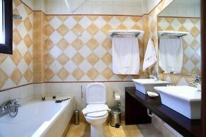 Tesoro Hotel