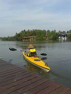 Amphawa Caza Platuu