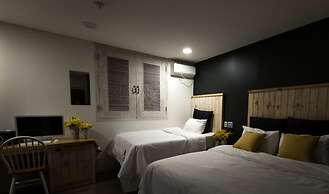 Hotel Merci