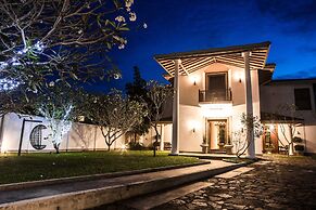 Villa White Queen Resort & Spa