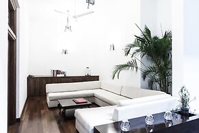 Villa White Queen Resort & Spa