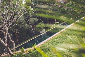 Villa White Queen Resort & Spa