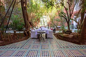 Riad Kaiss by Anika