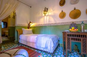 Riad Kaiss by Anika