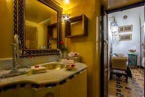 Riad Kaiss by Anika