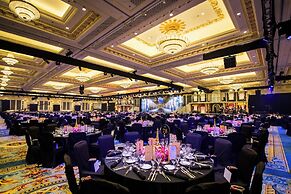 The Parisian Macao