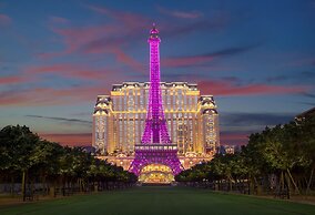 The Parisian Macao