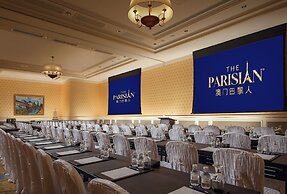 The Parisian Macao