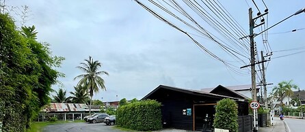 Riverhouse Hotel - The Teak House