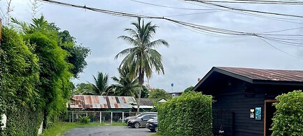Riverhouse Hotel - The Teak House