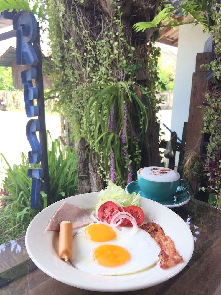 Riverhouse Hotel - The Teak House