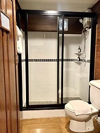 Riverhouse Hotel - The Teak House