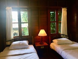 Riverhouse Hotel - The Teak House