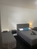 City West Motel