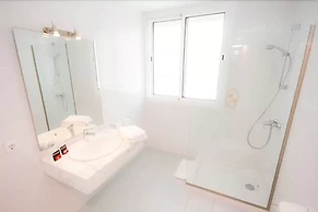 Morito Beach Apartments