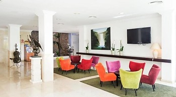 Morito Beach Apartments
