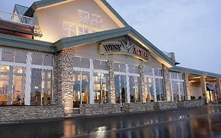 WoodSpring Suites Fargo North Near NDSU