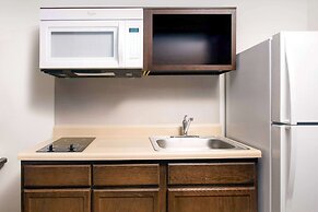 WoodSpring Suites Fargo North Near NDSU