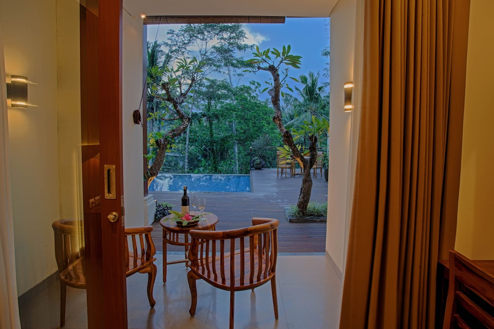 River Sakti Resort