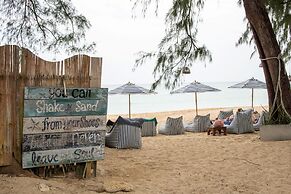 Long Beach Chalet