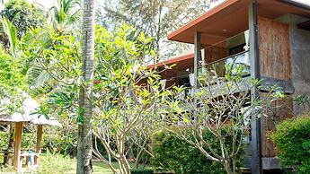 Long Beach Chalet