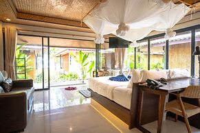 Long Beach Chalet