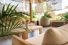 Long Beach Chalet