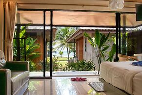 Long Beach Chalet