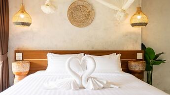 Long Beach Chalet