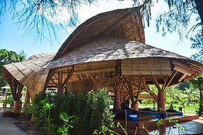 Long Beach Chalet