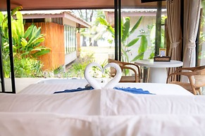 Long Beach Chalet