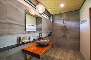 Long Beach Chalet