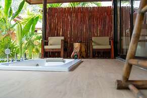 Long Beach Chalet