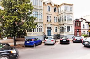 Apartments Happy Hours