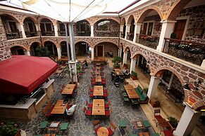 L'Agora Old Town Hotel & Bazaar