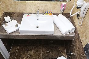Elips Royal Hotel & Spa