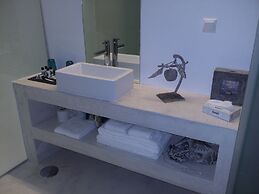 Alma Moura Residences