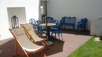 Alma Moura Residences